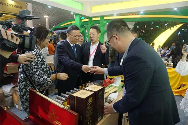 5df6ef14dfe20.png 圖片2.png